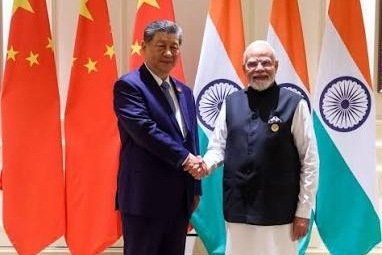 PM Modi: ব্রিকস সম্মেলনে প্রধানমন্ত্রী মোদী ও চিনা প্রেসিডেন্ট শি জিনপিং