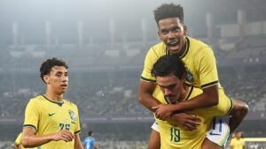 India vs Brazil Match: শক্তিশালী ব্রাজিলের বিরুদ্ধে গোলরক্ষক গুরপ্রীতের ভুলে ৪ গোল হজম করল ভারতীয় ফুটবল দল (1)