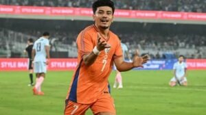 India vs Uruguay Football: উরুগুয়ের কাছে ১-৬ গোলে লজ্জাজনক হারের ম্যাচে ভারতের হয়ে একমাত্র গোলটি করার পর উল্লাসে মেতে উঠেছেন অনিরুদ্ধ থাপা (1)