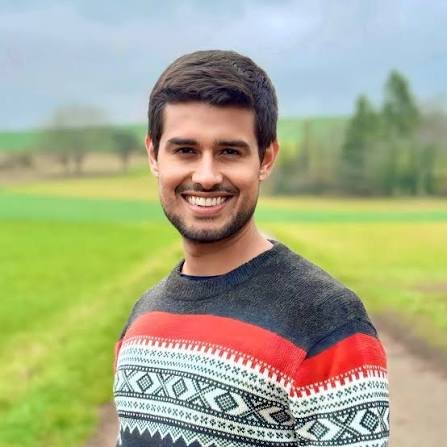 ইউটিউবার ধ্রুব রাঠীকে ছেড়ে দিল পুলিশ, দিনভর আটকে রাখার পর গভীর রাতে মুক্তি গুরুগ্রাম থানার হেফাজত থেকে